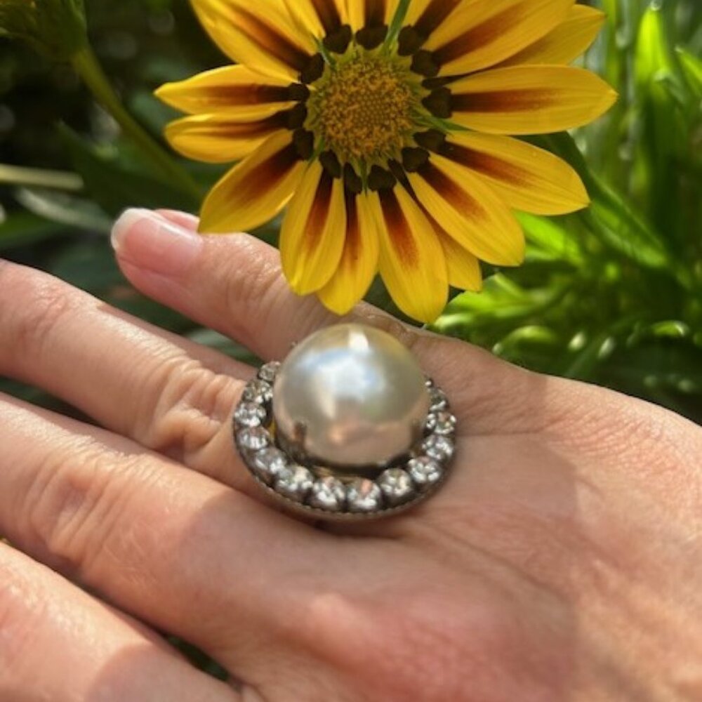 4-Prong Large Faux Pearl Rhinestone VTG Cocktail RING